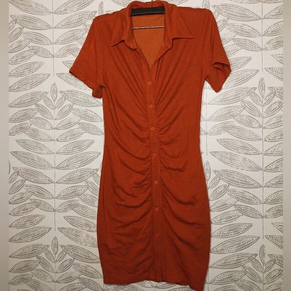 Monrow Shirred Dress Supersoft Button Front Retro Velma Revolve - Picture 7 of 7